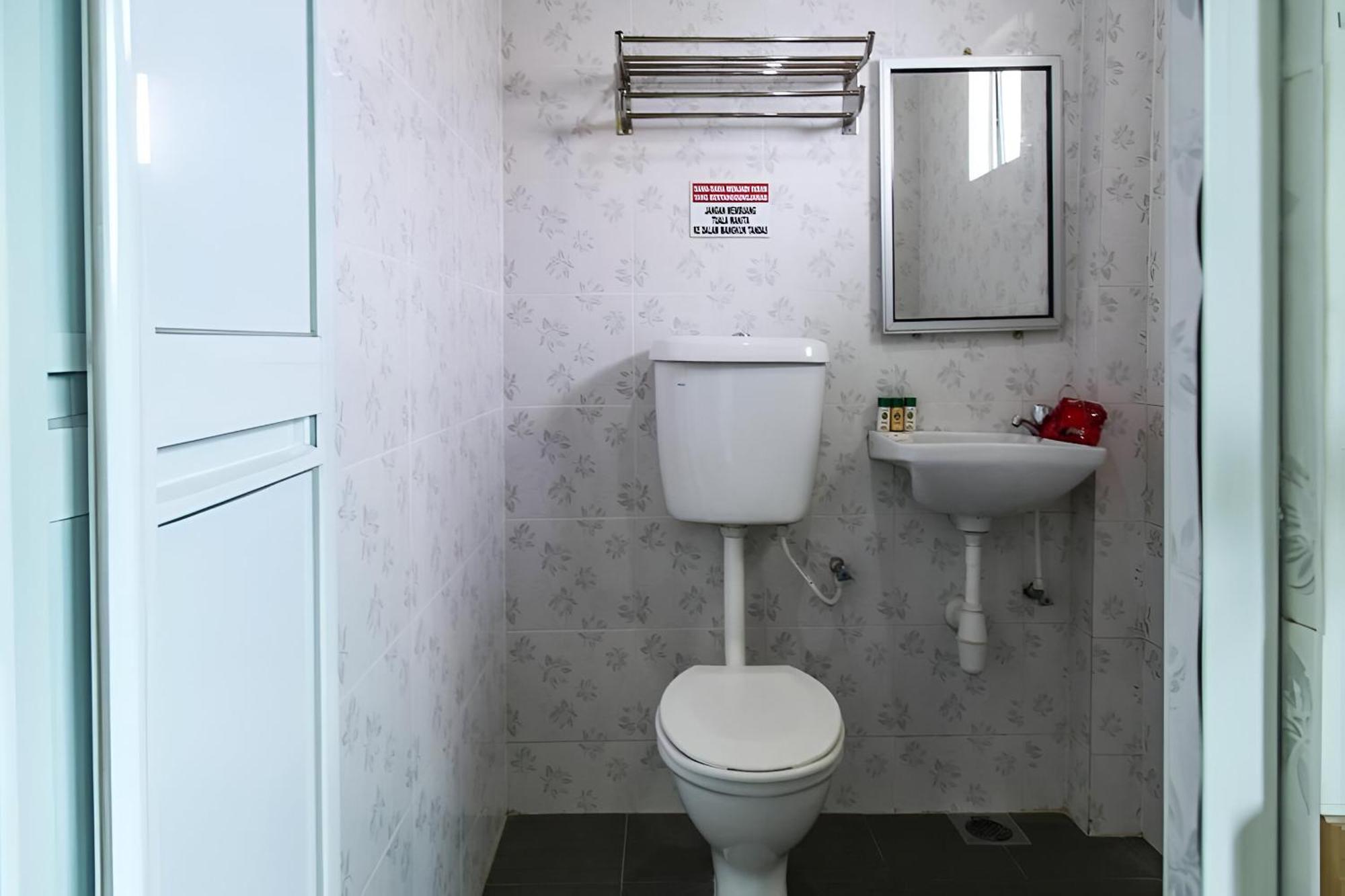 69 Hotel Malacca Екстериор снимка