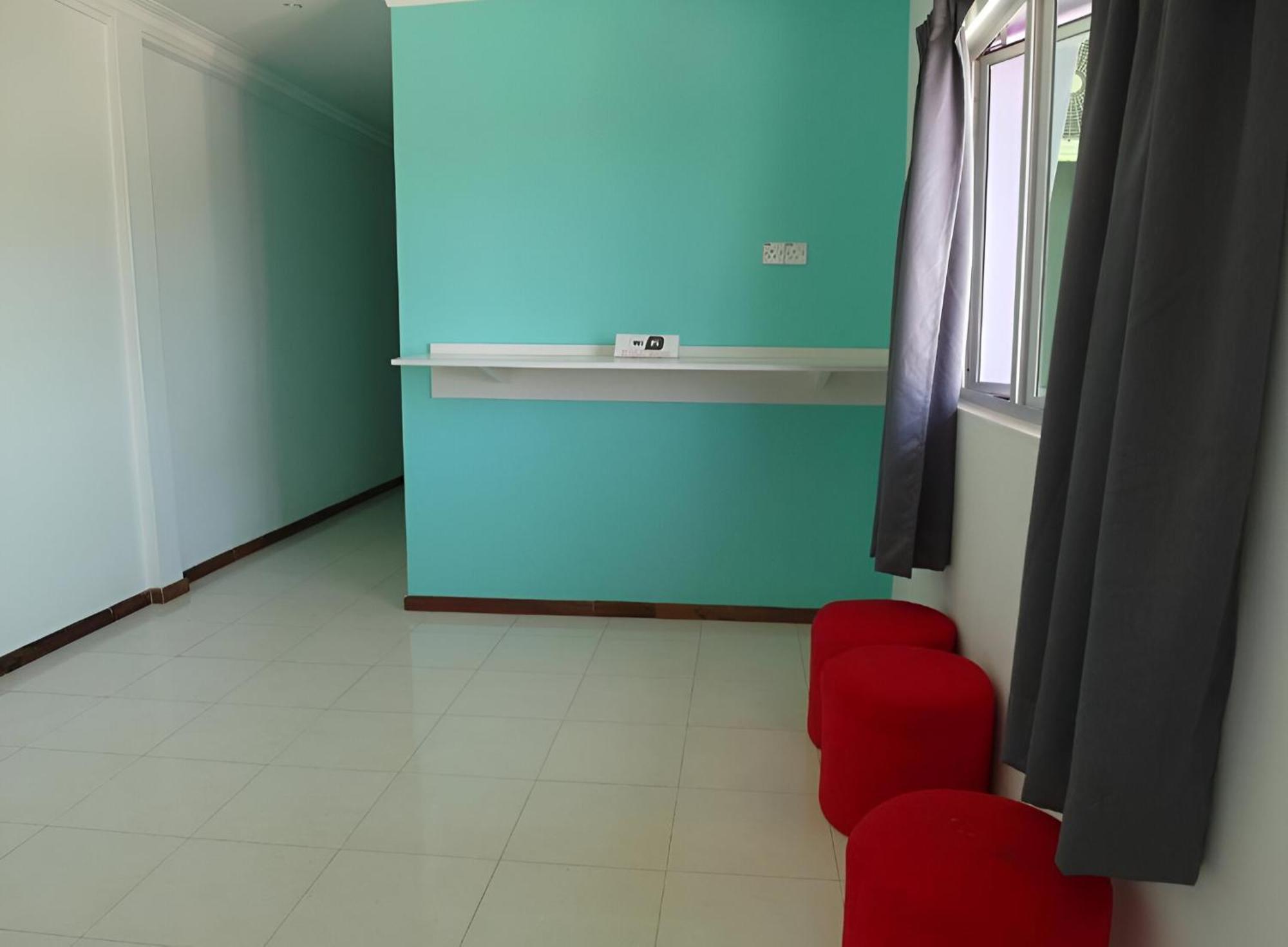 69 Hotel Malacca Екстериор снимка