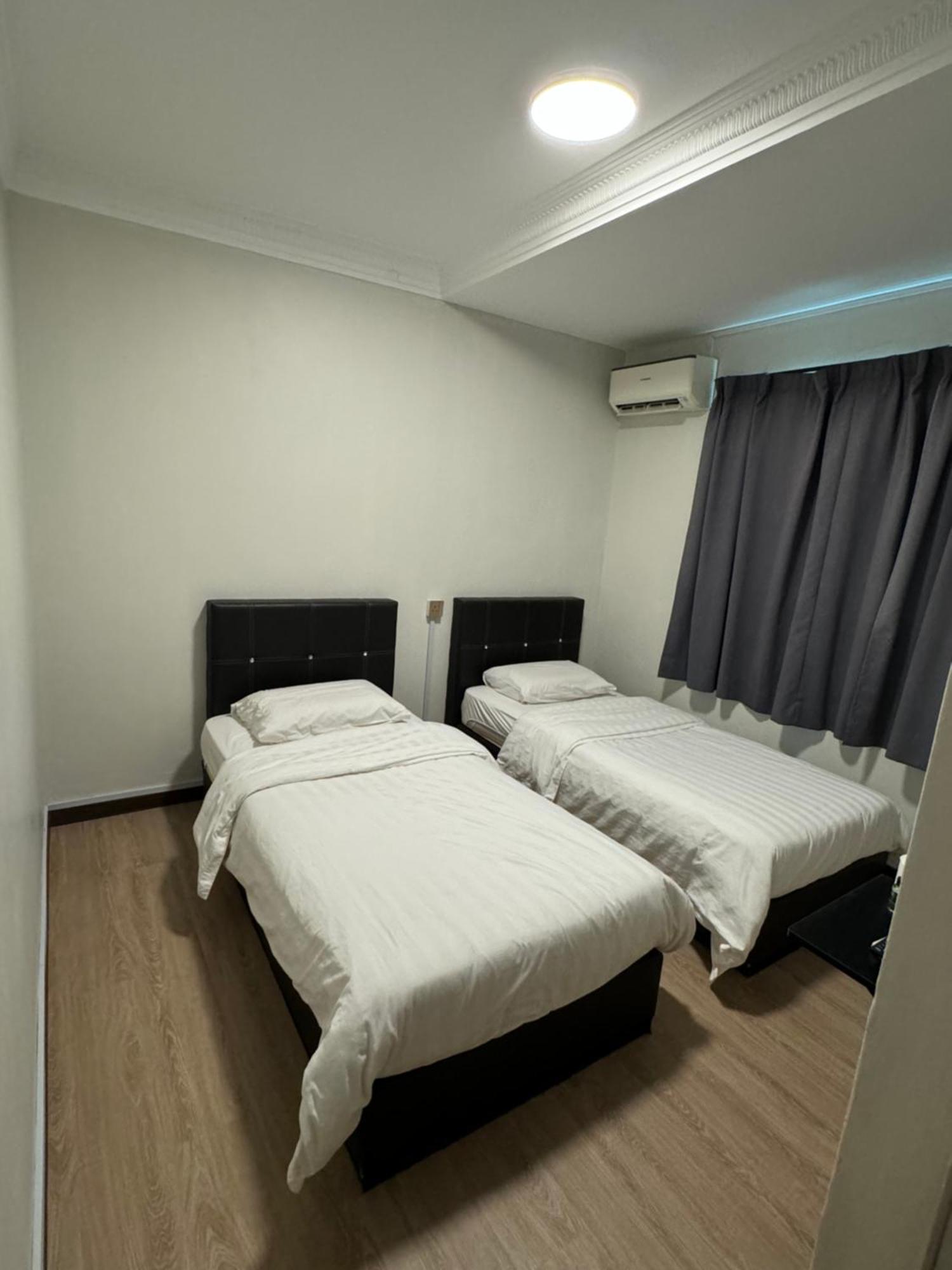 69 Hotel Malacca Екстериор снимка