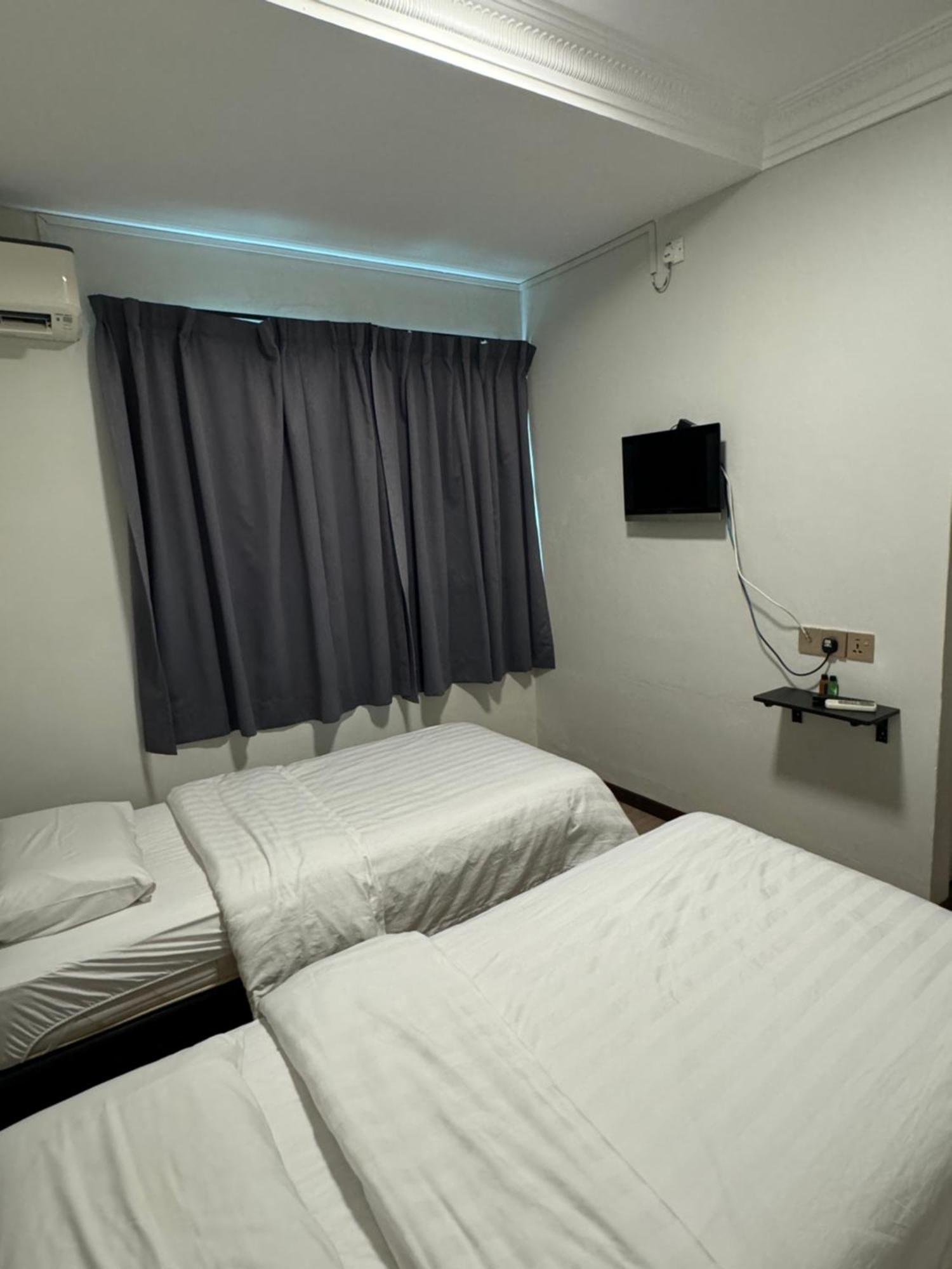 69 Hotel Malacca Екстериор снимка